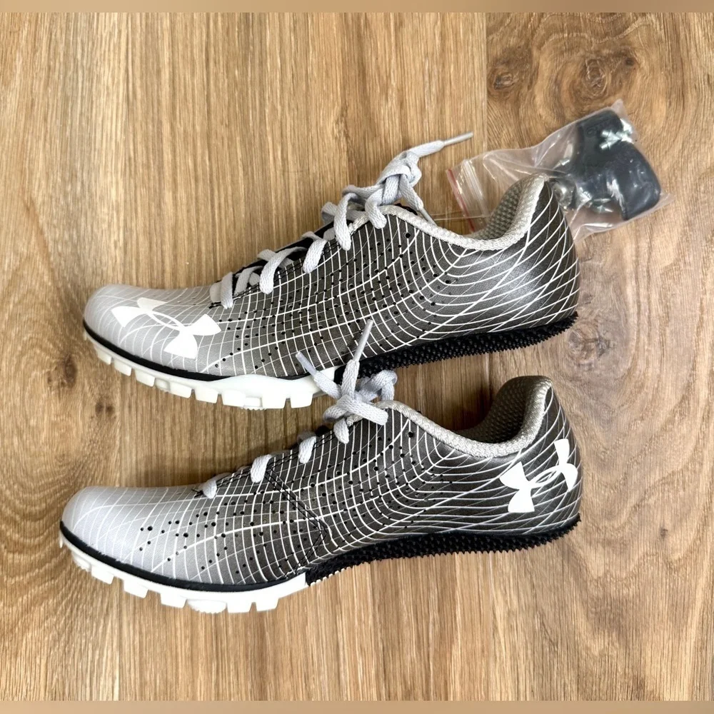 Under Armour Unisex-Adult Kick Sprint 3 Running Shoe Size 8M/9.5 W NWOB